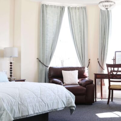 ClientRoom AbbeycareGloucester 2048x1365 1 400x400 1