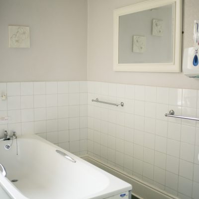 Leigh Bank room